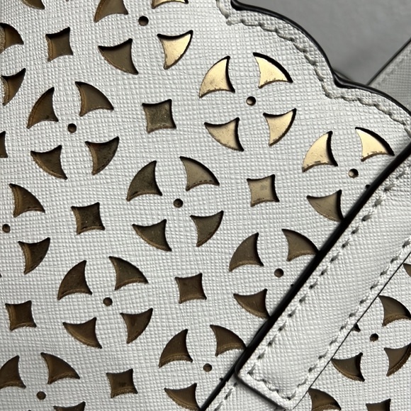 Michael Kors Small Desi Tote - Picture 2 of 11